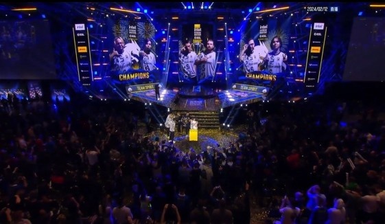 三角卡位 三角卡位