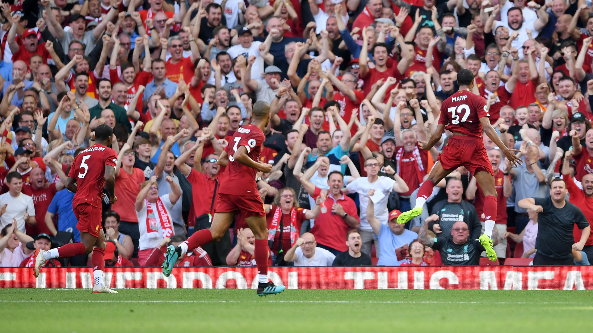 高举高打 高举高打